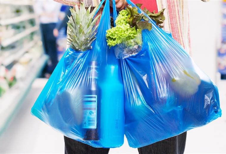 Supermercados de Tailandia dicen adiós a las bolsas plásticas