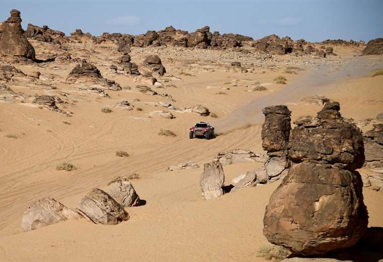 Benavides y Peterhansel se dejan el triunfo en Rally Dakar 2021