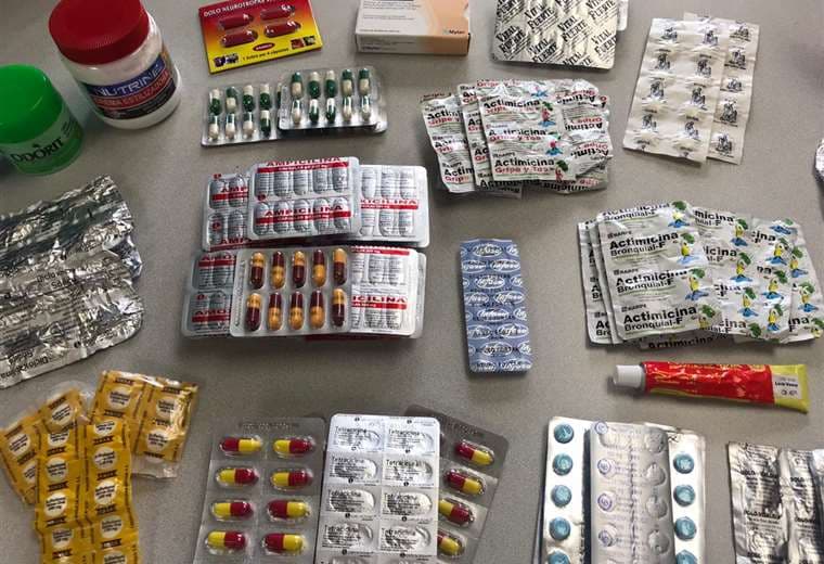 Policía Municipal decomisó 1.807 unidades de medicamentos en parque La Merced