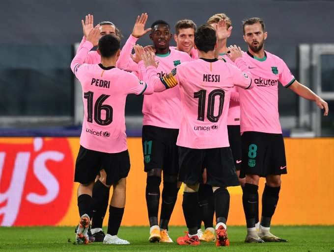 Barcelona gana 2-0 a Juventus y sigue líder de grupo en Champions