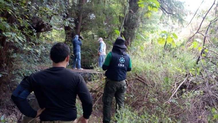 Hallan al menos 59 cadáveres en fosas clandestinas en centro de México