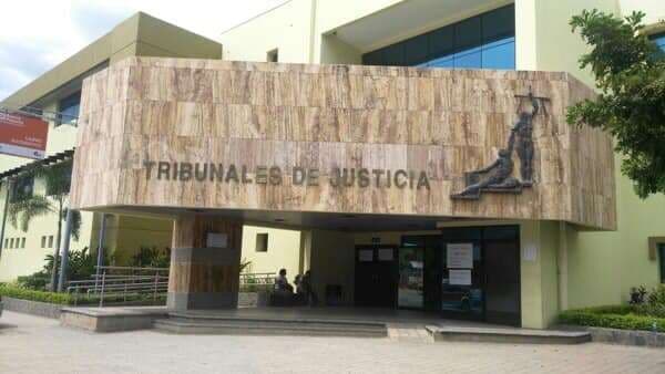 Alcaldesa y exalcalde de Santa Cruz Guanacaste irán a juicio por presunto enriquecimiento ilícito