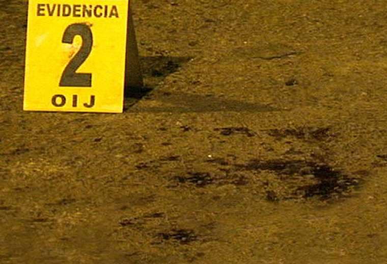 Asesinato doble en Alajuela: los acribillan de varios disparos
