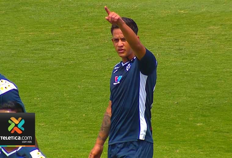 Cristopher Núñez anotó su primer gol en el fútbol de Grecia