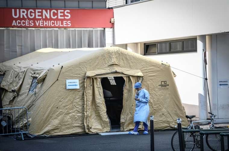 Francia supera 45.000 casos de COVID-19 en un día