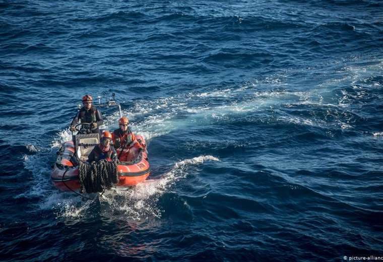 Barco Alan Kurdi rescata a 150 migrantes en el Mediterráneo
