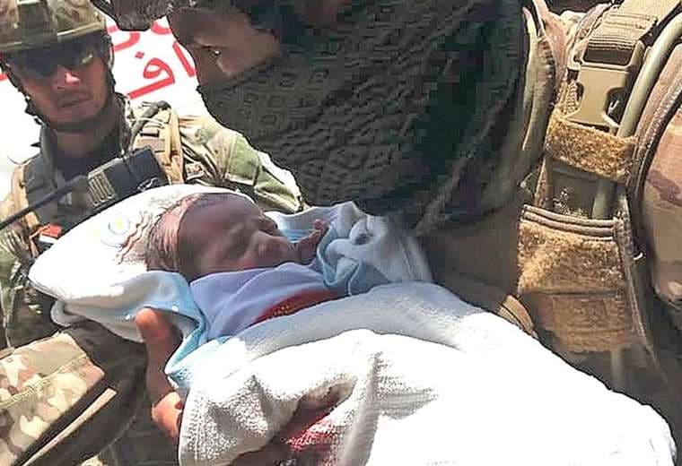 Ataque en Afganistán: el brutal atentado en una maternidad que dejó 24 muertos