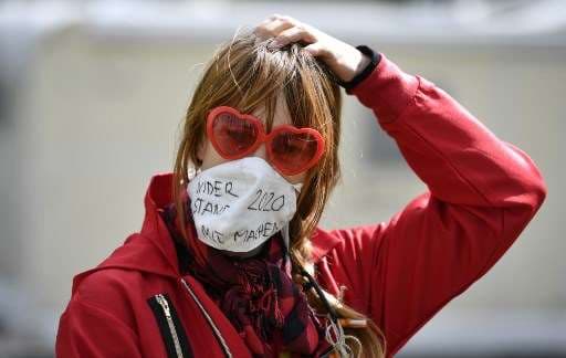 Cataluña refuerza uso obligatorio de mascarilla tras fuerte rebrote