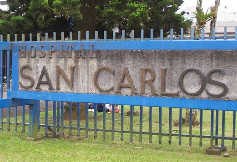Hospital San Carlos suspende visitas mientras atiende a sospechosos de enfrentarse a balazos