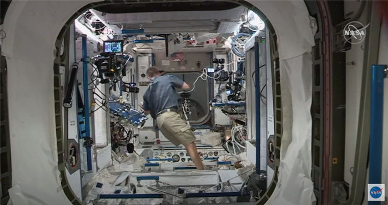 Video: Vea la llegada de los astronautas Doug Hurley y Bob Behnken a la Estación Espacial Internacional