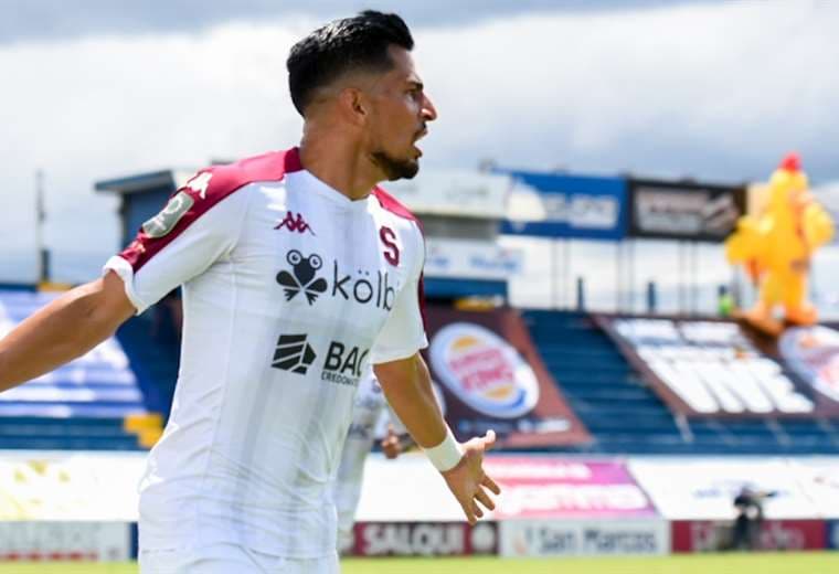 Ariel Rodríguez deja a Saprissa y regresa al fútbol asiático