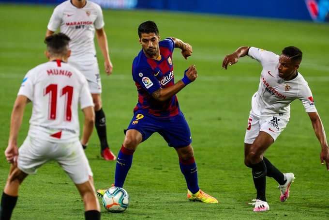 Barcelona empata 0-0 en Sevilla y pone en peligro su liderato