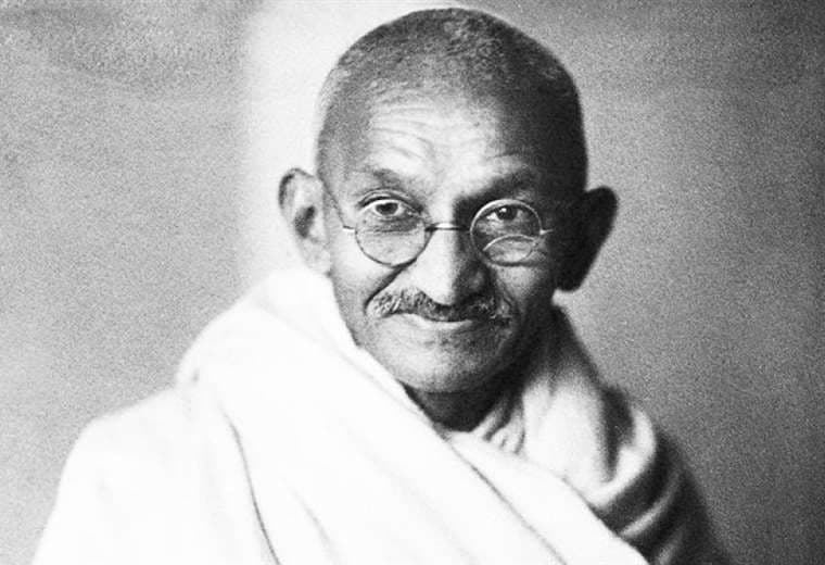 Anteojos de Gandhi en subasta en Inglaterra