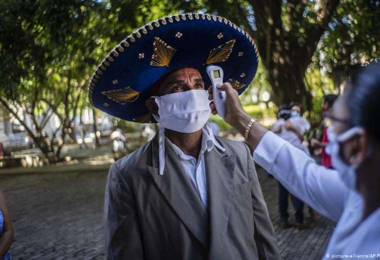 México supera el medio millón de casos de COVID-19