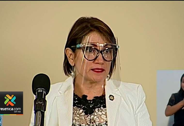 Victoria Hernández se convierte en la primera ministra positiva por COVID-19