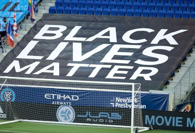 MLS pospone partidos por protestas en contra del racismo