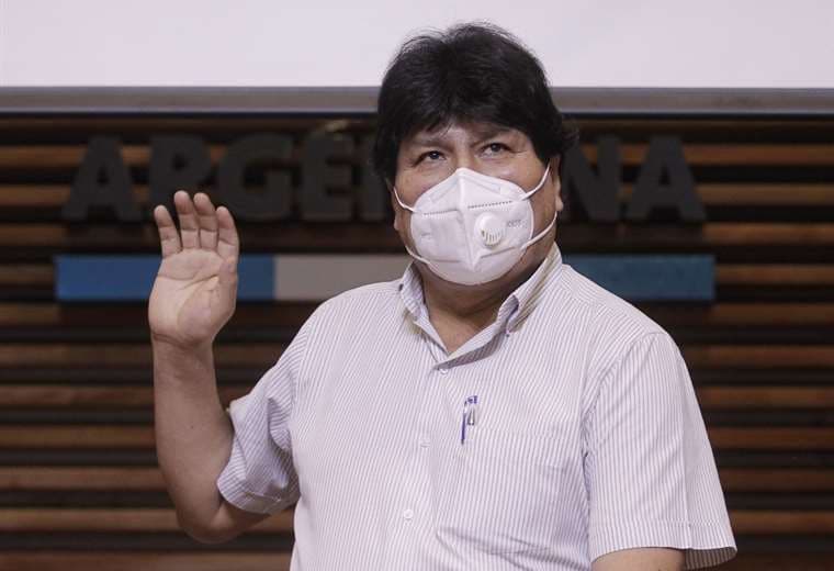 Evo Morales dado de alta tras dos semanas internado por COVID-19