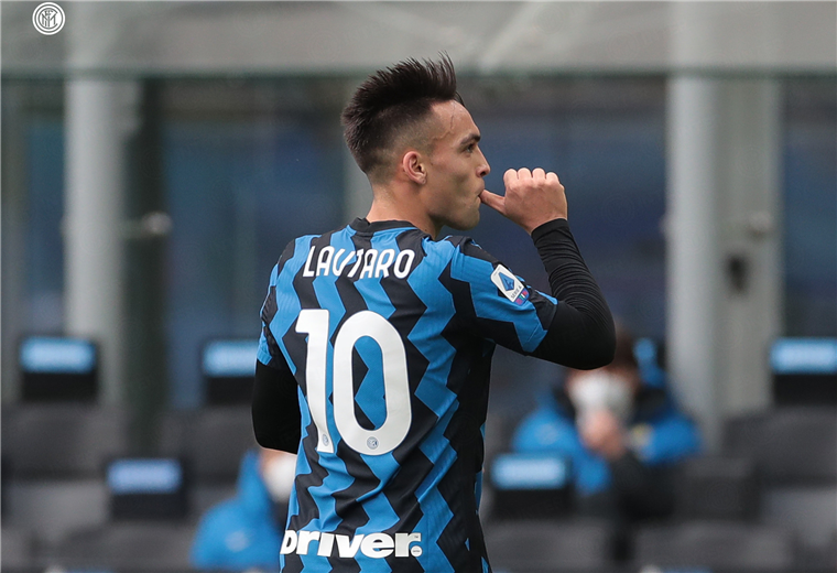 Inter logra octava victoria seguida con triplete de Lautaro