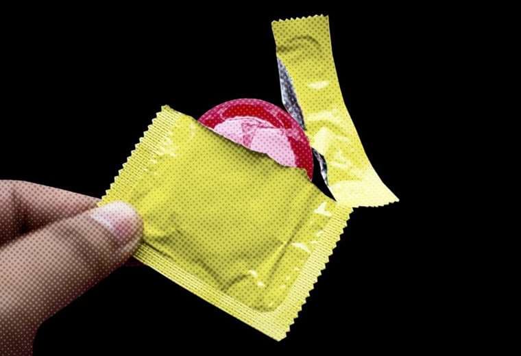 La nueva legislación de California que prohíbe el retiro no consensuado del condón durante el sexo