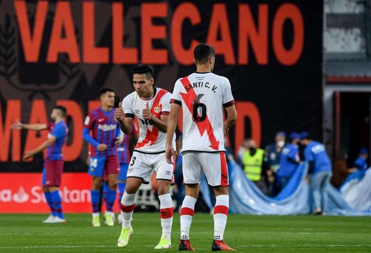 Falcao tumba al Barcelona en Vallecas, Real Madrid no puede con Osasuna