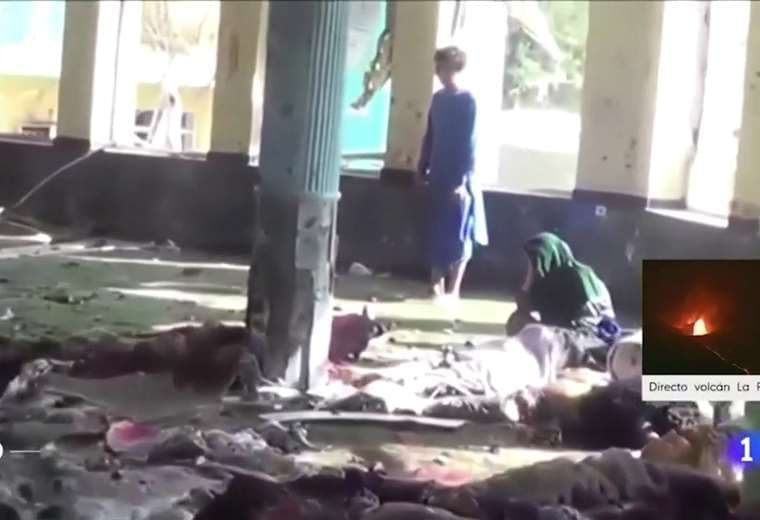 Afganistán: explosión en mezquita deja al menos 70 muertos y 140 heridos