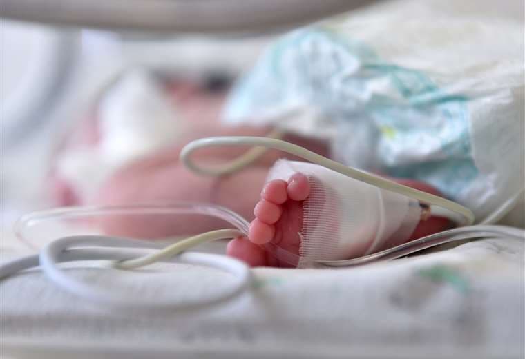 11 bebés hacen fila en Emergencias por una cama en el Hospital de Niños