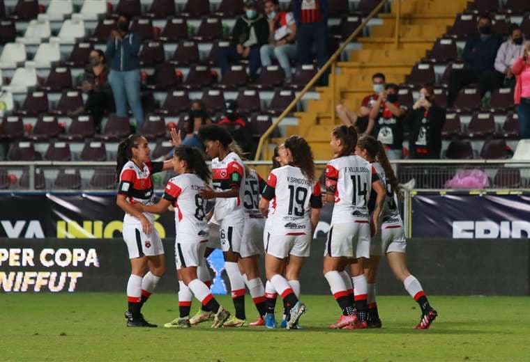 Alajuelense es el rival a vencer en el Torneo de Copa del fútbol femenino