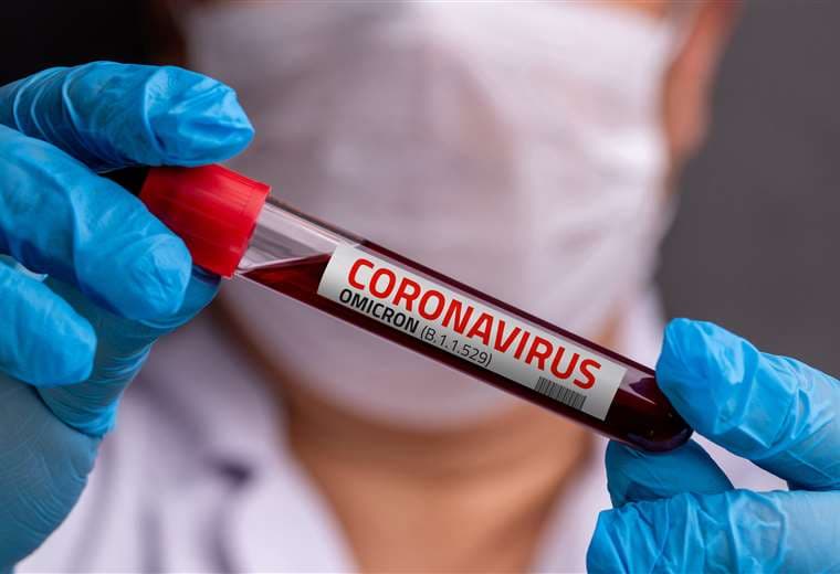 Variante Ómicron del coronavirus se extiende a un ritmo sin precedentes, según OMS