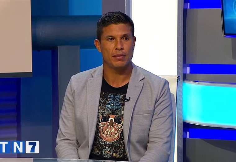 Esteban Granados aún no define si se retira del fútbol
