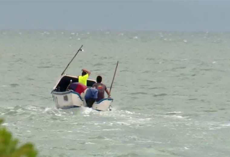 Pescadores afirman que ampliación del Parque Isla del Coco los dejará sin trabajo