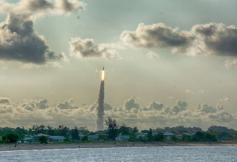 James Webb: ¿Por qué la Agencia Espacial Europea lanza sus cohetes desde Sudamérica?