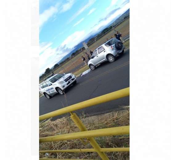 Motociclista muere en accidente de tránsito por el aeropuerto Juan Santamaría