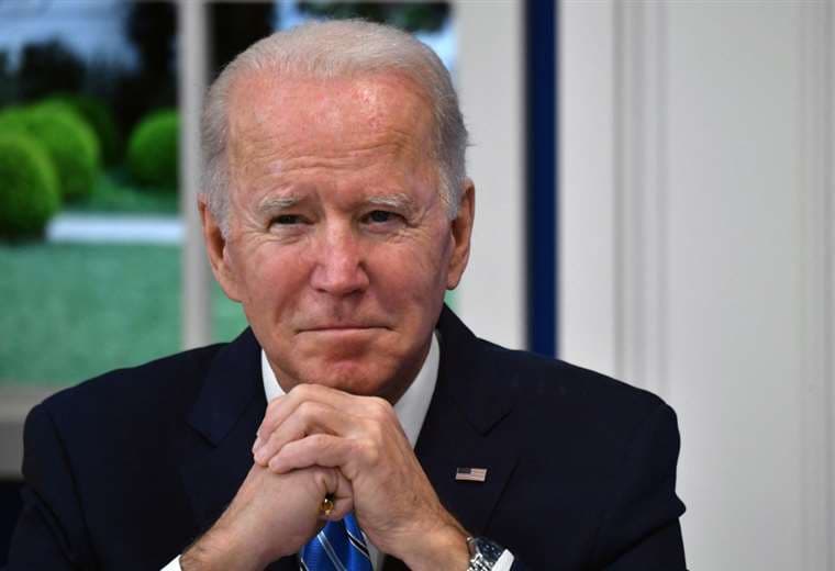 Joe Biden sigue dando positivo al COVID y se siente "bien"