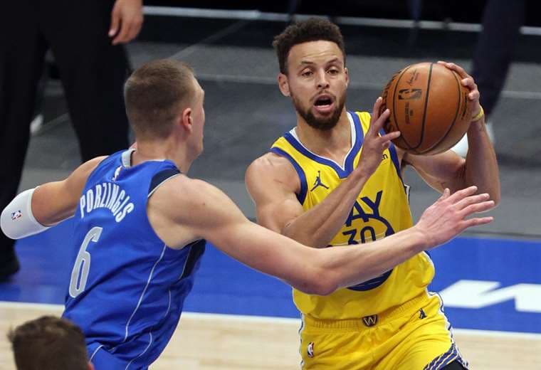 NBA pospone juego Warriors-Nuggets ante ola de contagios de COVID-19