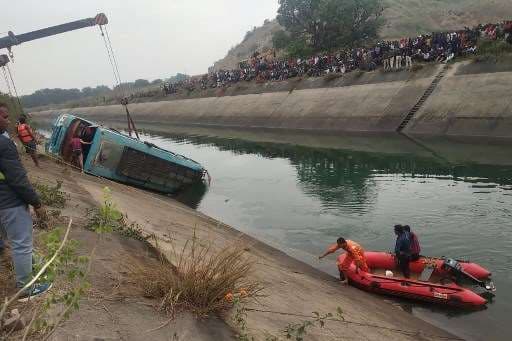 Al menos 37 muertos en accidente de autobús en el centro de India