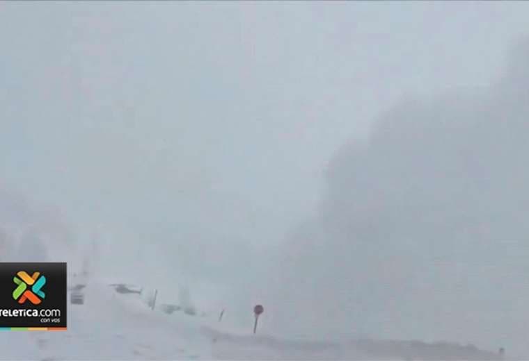 Video: avalancha sepultó una carretera en Utah