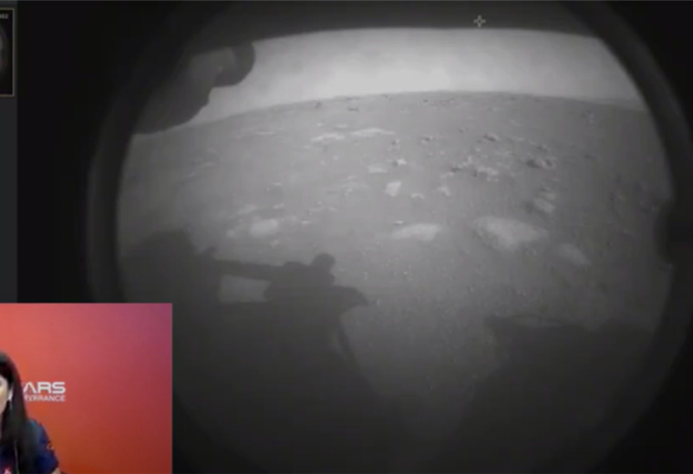 Rover Perseverance envía su primera imagen desde la superficie de Marte