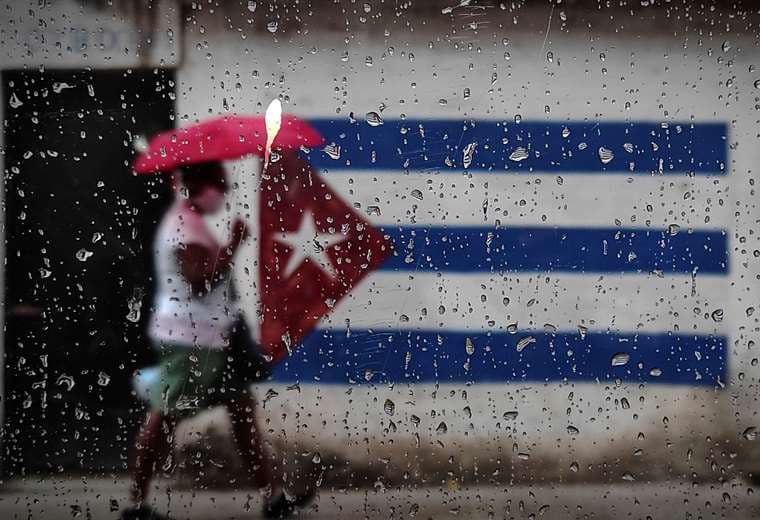 Embajada de Cuba en Costa Rica suspende actividades por manifestaciones
