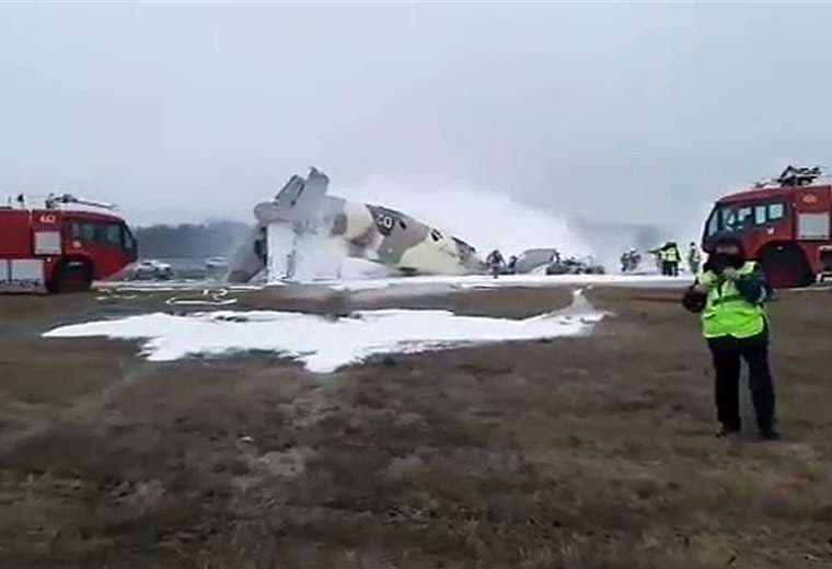 Cuatro muertos en un accidente de avión militar en Kazajistán