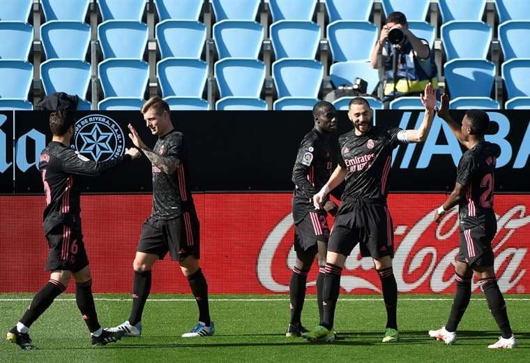 Benzema se exhibe ante el Celta y Real Madrid pisa talones al Atlético