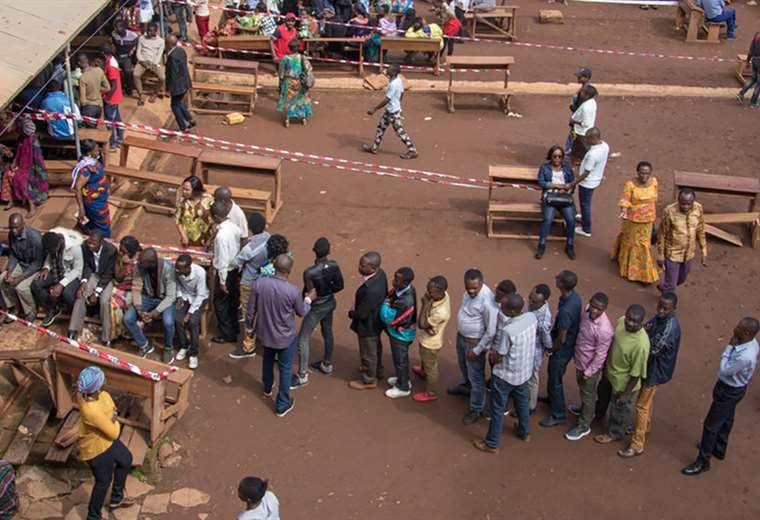 Termina la primera vuelta de elecciones en Congo