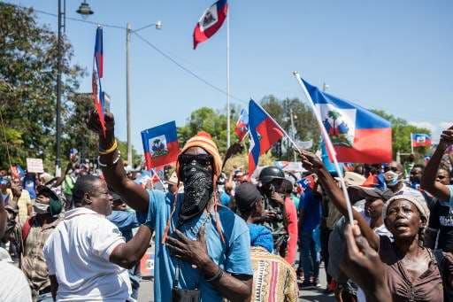 Miles de haitianos protestan contra proyecto de referéndum contitucional