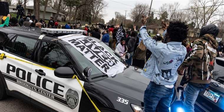 Protestas por la muerte de Daunte Wright. AFP