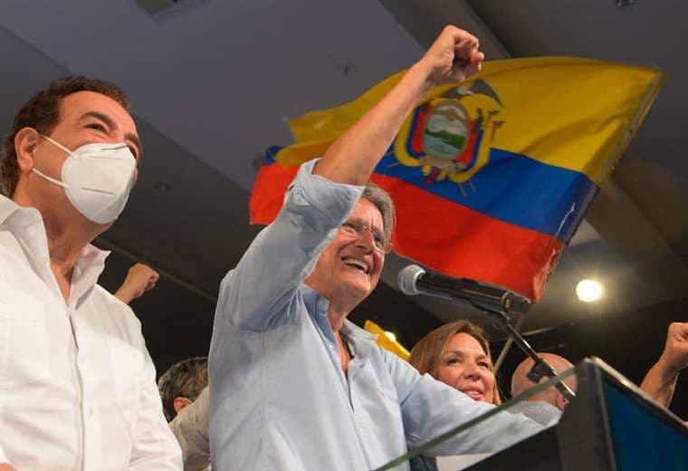 Lasso anuncia el fin de la pandemia de COVID-19 en Ecuador