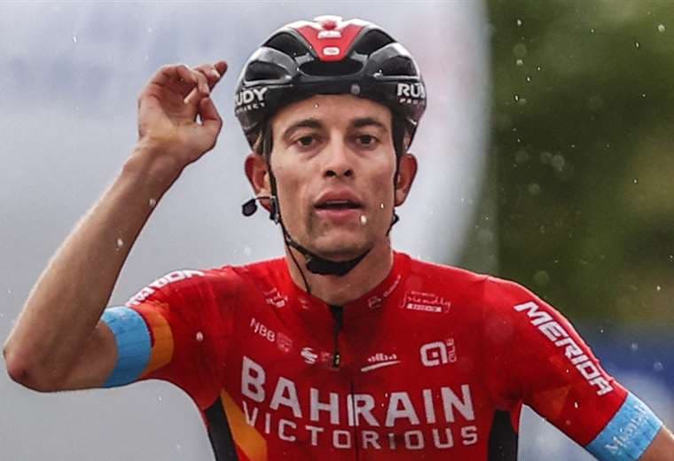 Mader gana en solitario la sexta etapa del Giro, Valter nuevo líder