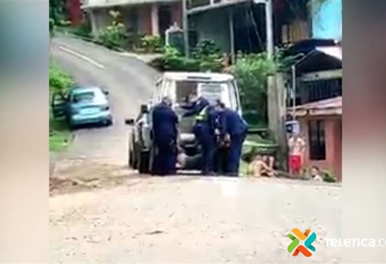 Video: detienen a sospechosa de matar perro “con sus propias manos”