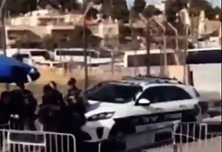 Video: Conductor embiste a cuatro policías en Jerusalén