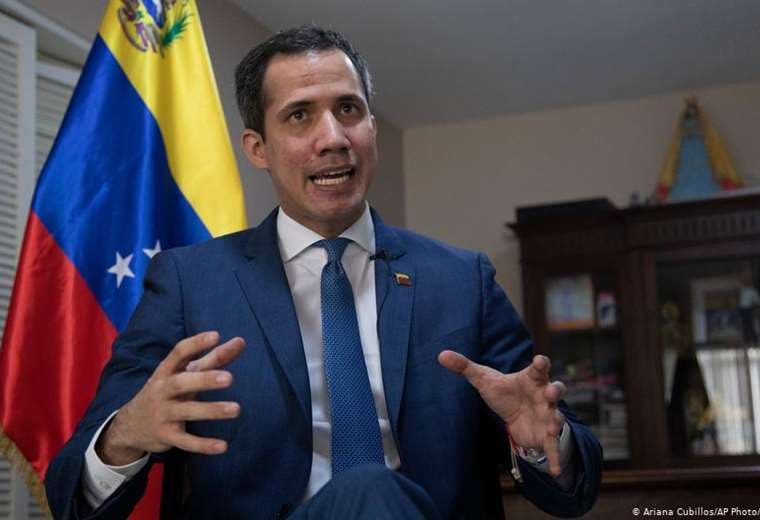 Guaidó gestiona mediación de Noruega en posible negociación con Maduro