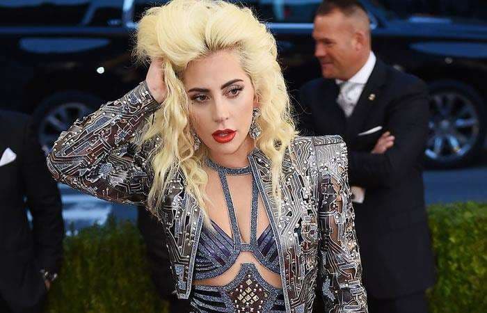 Lady Gaga cuenta en documental que fue violada y secuestrada a los 19 años