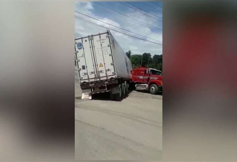 Video: furgón sin chofer estuvo a punto de causar tragedia en ruta 32